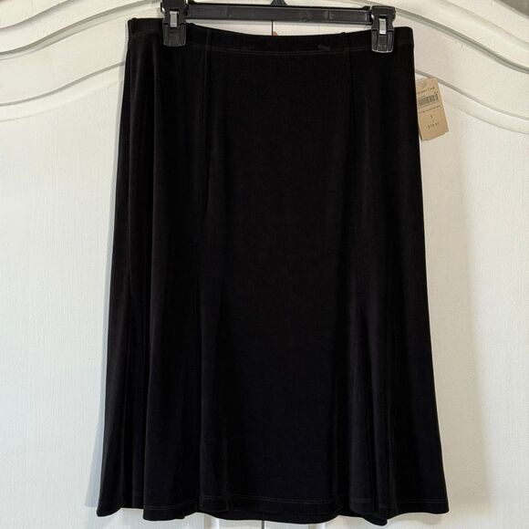 Coldwater Creek, Swingy Travel Knit Skirt, Black, Size‎ Small(8) - Picture 3 of 8